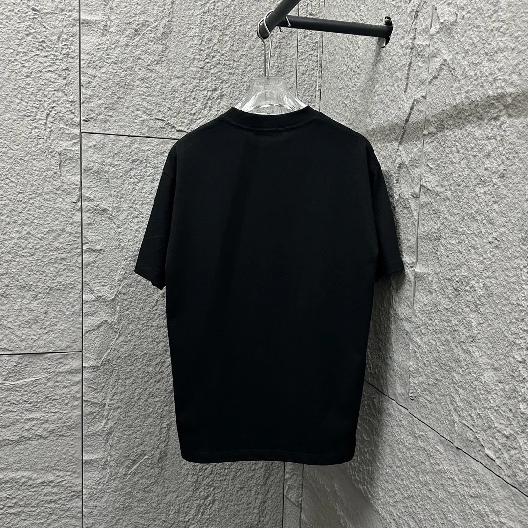 Moncle* *2025 New Arrival Classic T Same Style ：Black White Size： S （90-130 ） M （120-150 ） L （140-165 ） XL （160-180 ） XXL （180-210 ）